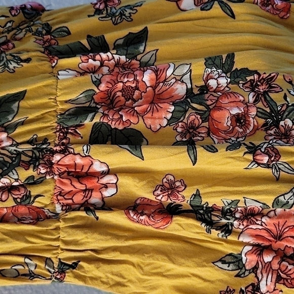 J for Justify Floral Ruffled Romper - Picture 9 of 9